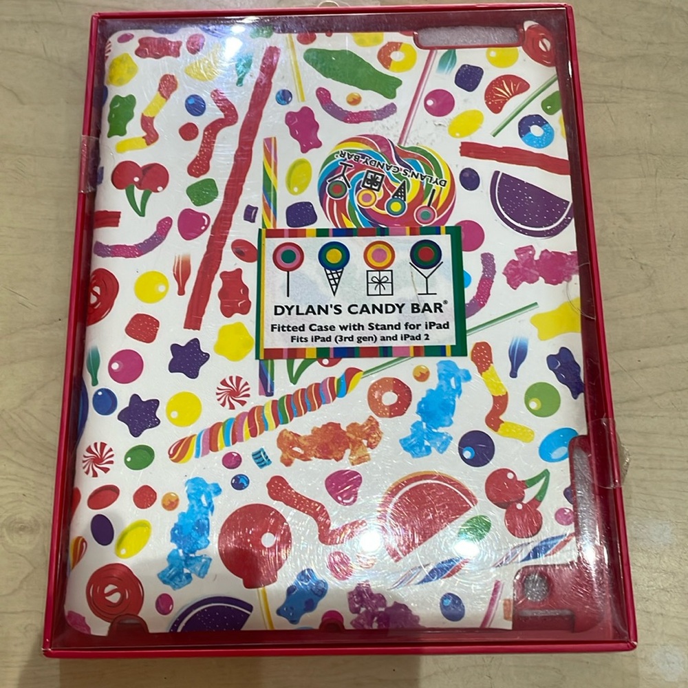 New In Box Dylan’s Candy Bar Fitted Case With Stand For iPad (3rd gen) & iPad 2